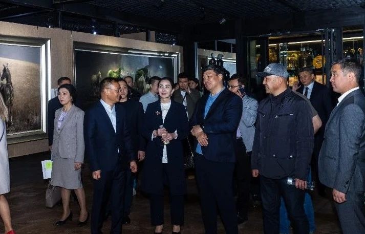 图片关键词